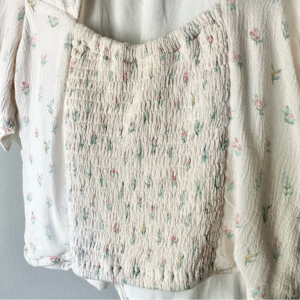 SweetHoney Floral Blouse - Picture 8 of 8
